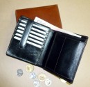 Peněženka kožená pánská - kreditky uchyceny vnitřní zápinkou 