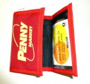 malá textilní peněženka (lze jako motivační program) na suchý zip, kapsa na bankovky i drobné mince